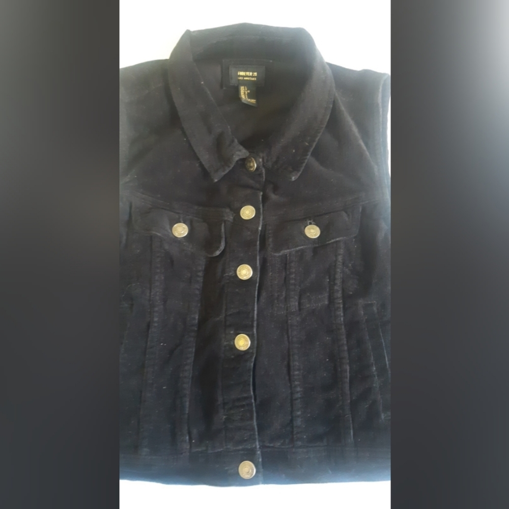 Vest - Picture 2 of 3